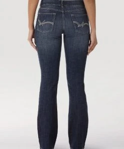 Wrangler Women's DO Wash Bootcut Jean 9 Wrangler Women's DO Wash Bootcut Jean -Clothing & Footwear store 11080095 2 1