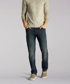 Lee Extreme Motion Straight Fit Tapered Leg Jeans