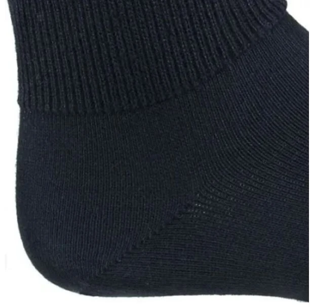 Wigwam Diabetic Walker Crew Socks, Black 5 Wigwam Diabetic Walker Crew Socks, Black - Image 3